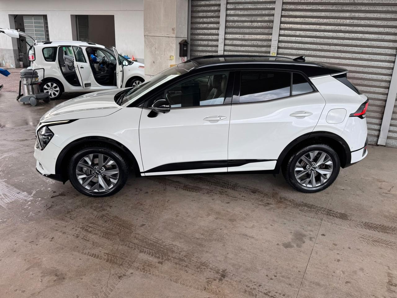 Kia Sportage 1.6 TGDi HEV AWD AT GT-line Plus
