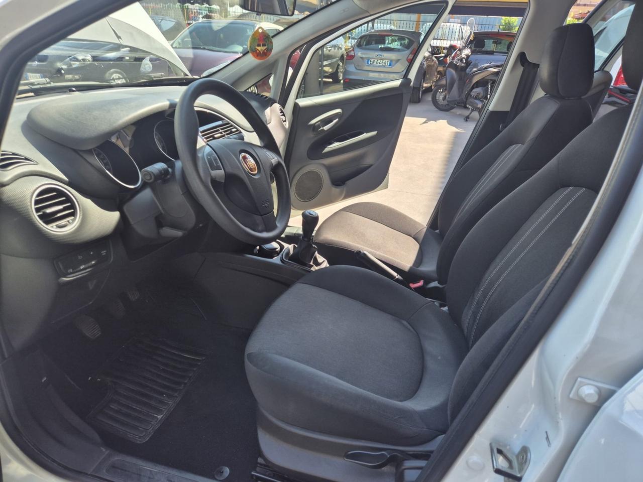 Fiat Punto 1.3 MJT II 75 CV 5 porte Street 2014