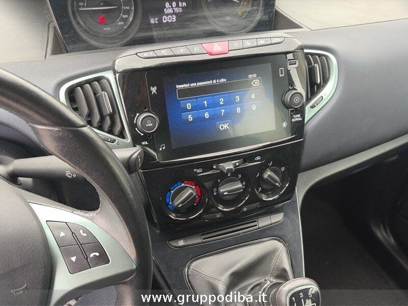 Lancia Ypsilon III 2021 1.0 firefly hybrid Gold Plus s&s 70cv 5p.t