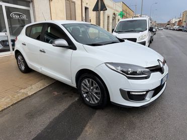 Renault Megane Mégane Coupé 1.5 dCi 110CV EDC Energy GT Line