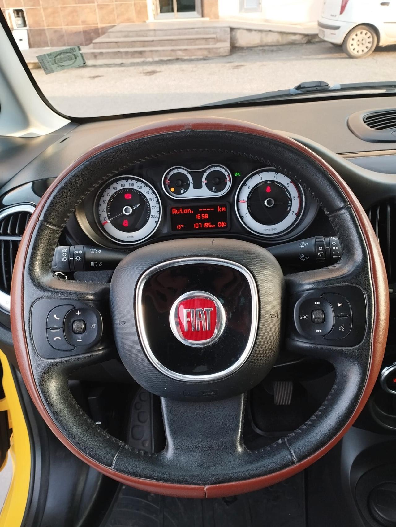 Fiat 500L 1.6 Multijet 105 CV Trekking