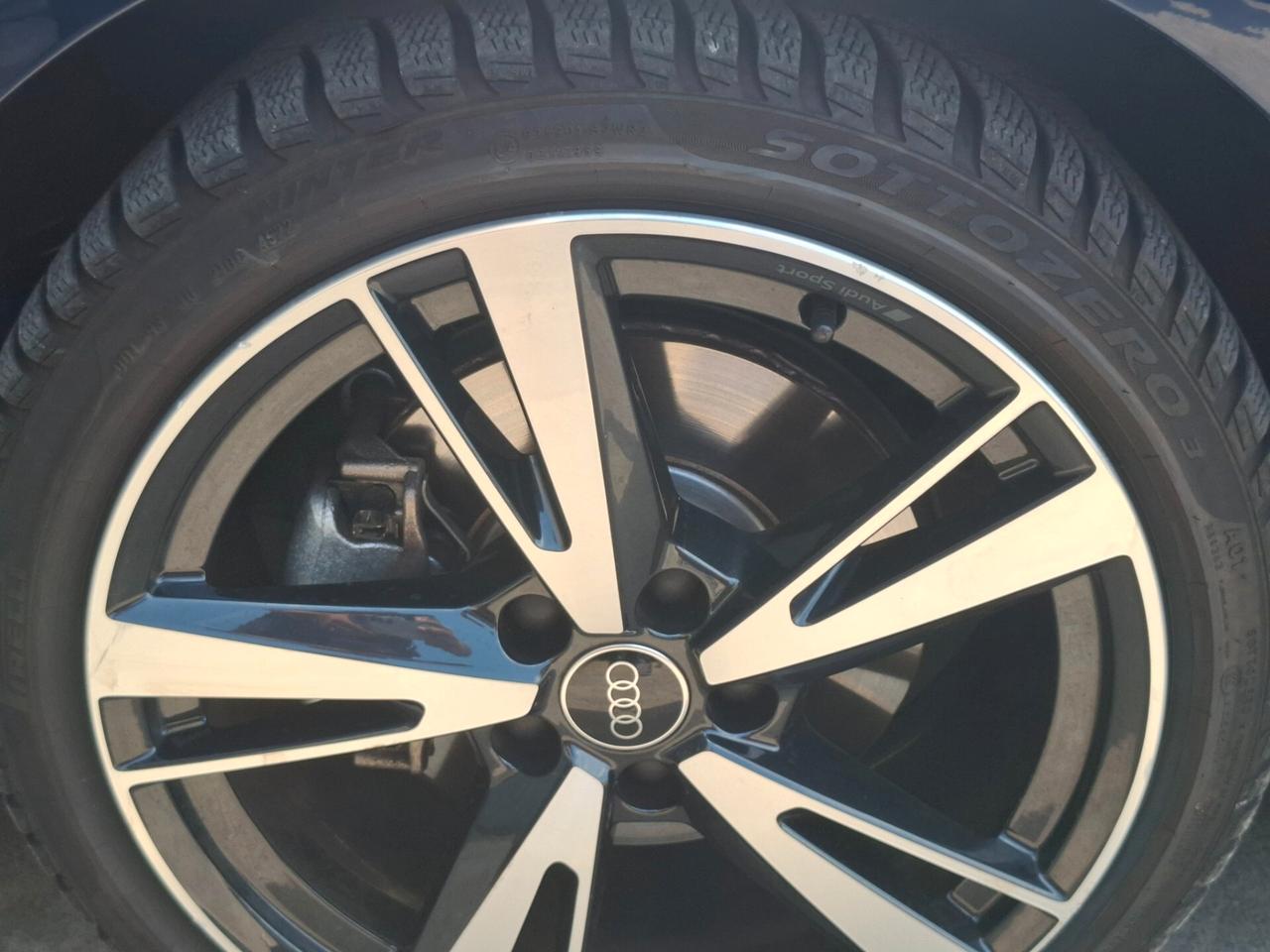 Audi A3 allstreet 35 TFSI S tronic Identity Contrast