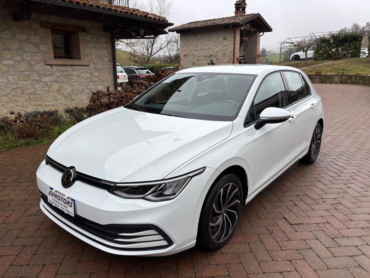 Volkswagen Golf 1.0 TSI EVO Life 7 ANNI DI GARANZIA