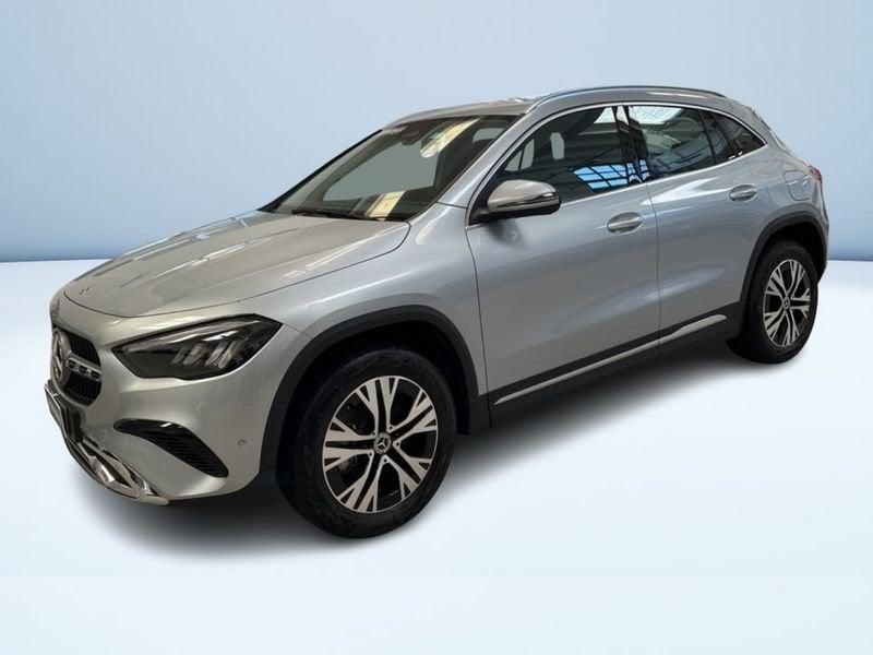 Mercedes-Benz GLA 200d Automatic Advanced Progressive