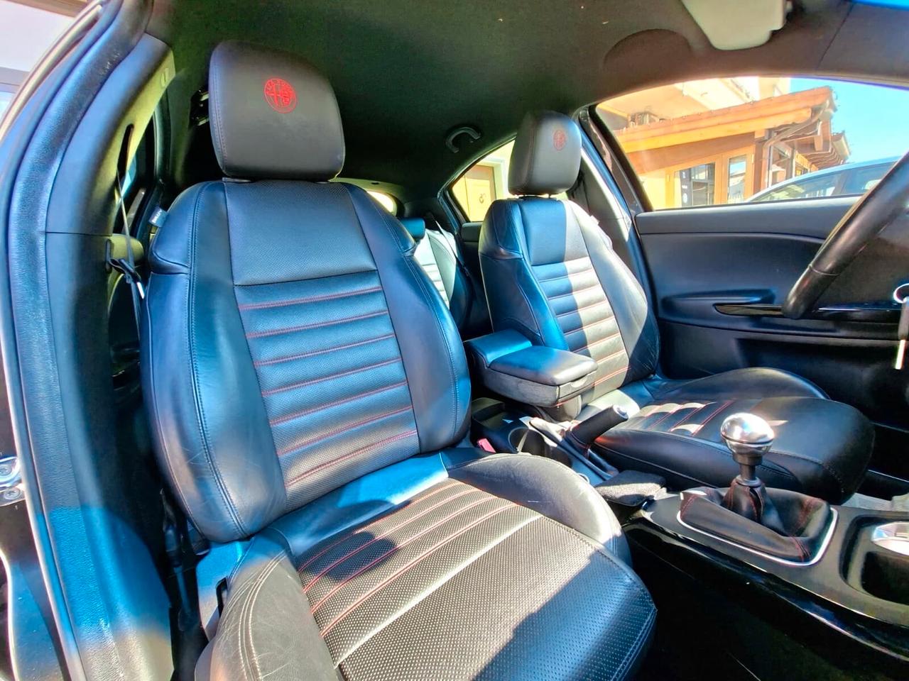Alfa Romeo Giulietta 2.0 JTDm-2 140cv Distinctive 2013