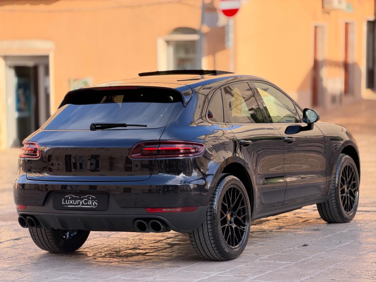 Porsche Macan 2.0 252 Cv PDK TETTO VENTILATI LED FULL