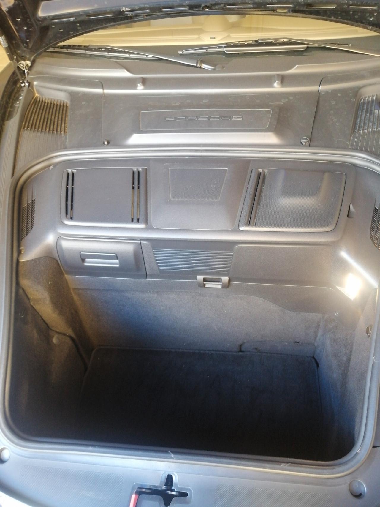 Porsche 911 Carrera 4S Coupé