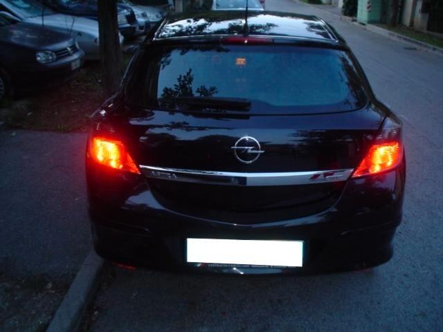 Opel Astra GTC 1.9 16V CDTI 150CV Cosmo