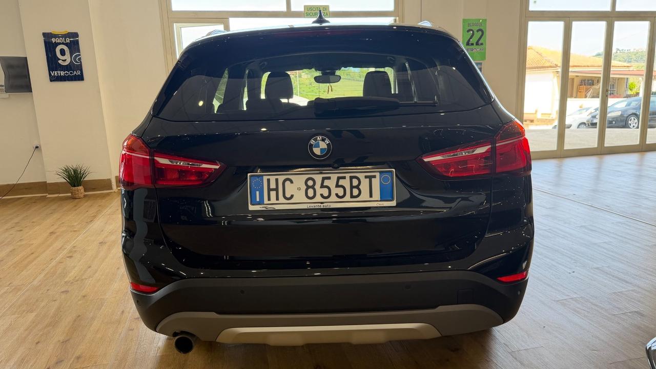 Bmw X1 sDrive18d xLine