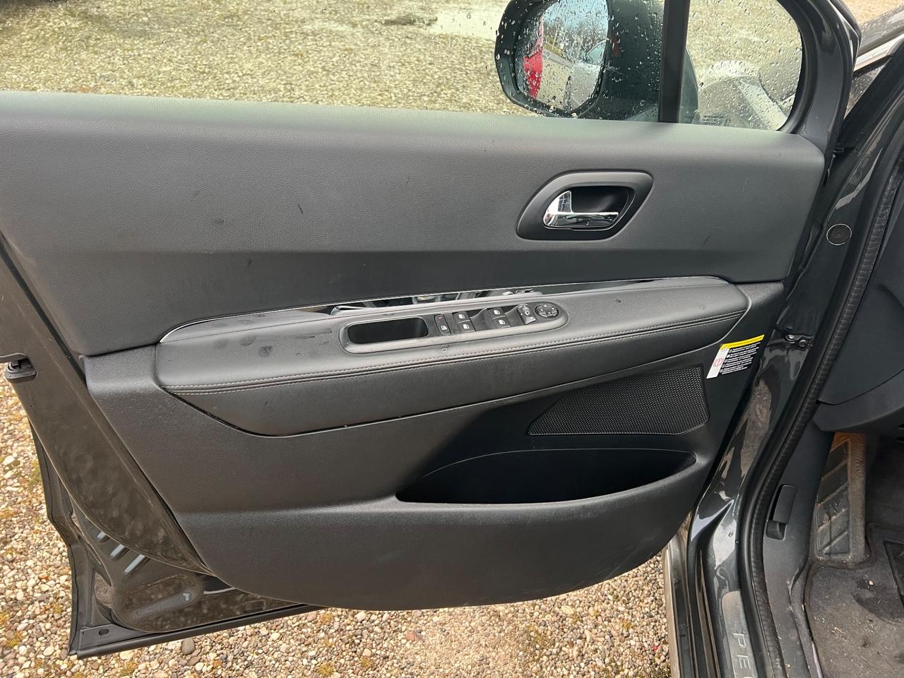 Peugeot 3008 BlueHDi 120 EAT6 S&S Business