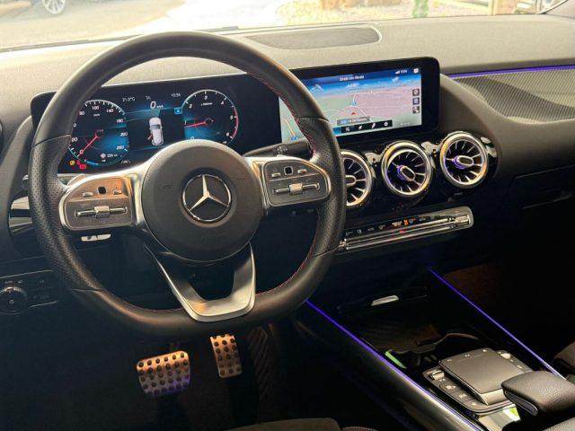 MERCEDES-BENZ GLA 200 200 d AMG/Premium 4Matic