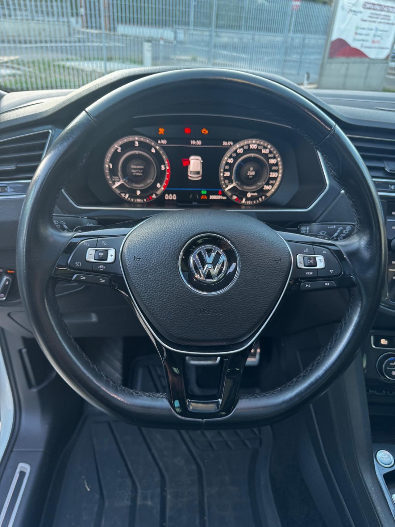 Volkswagen Tiguan 2.0 TDI SCR DSG 4MOTION Advanced BMT