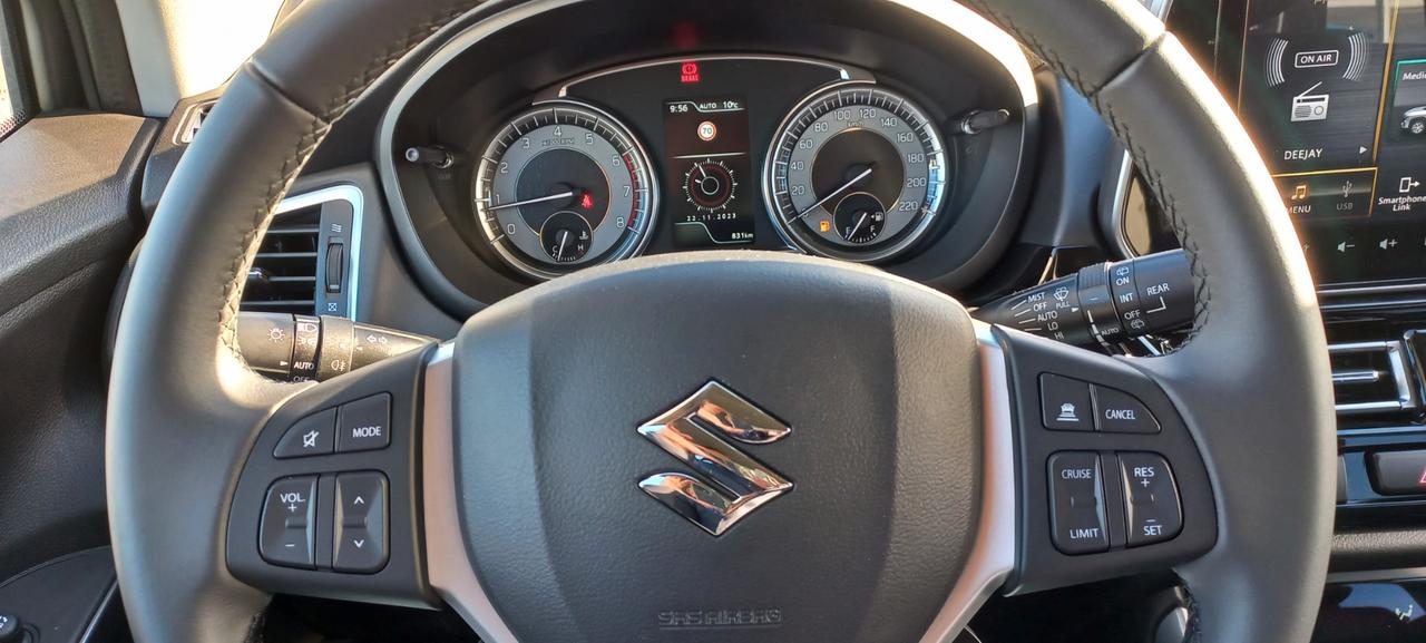 Suzuki S-Cross 1.4 Hybrid 4WD AllGrip Top
