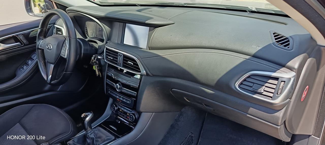 Infiniti Q30 1.5d Business 109cv