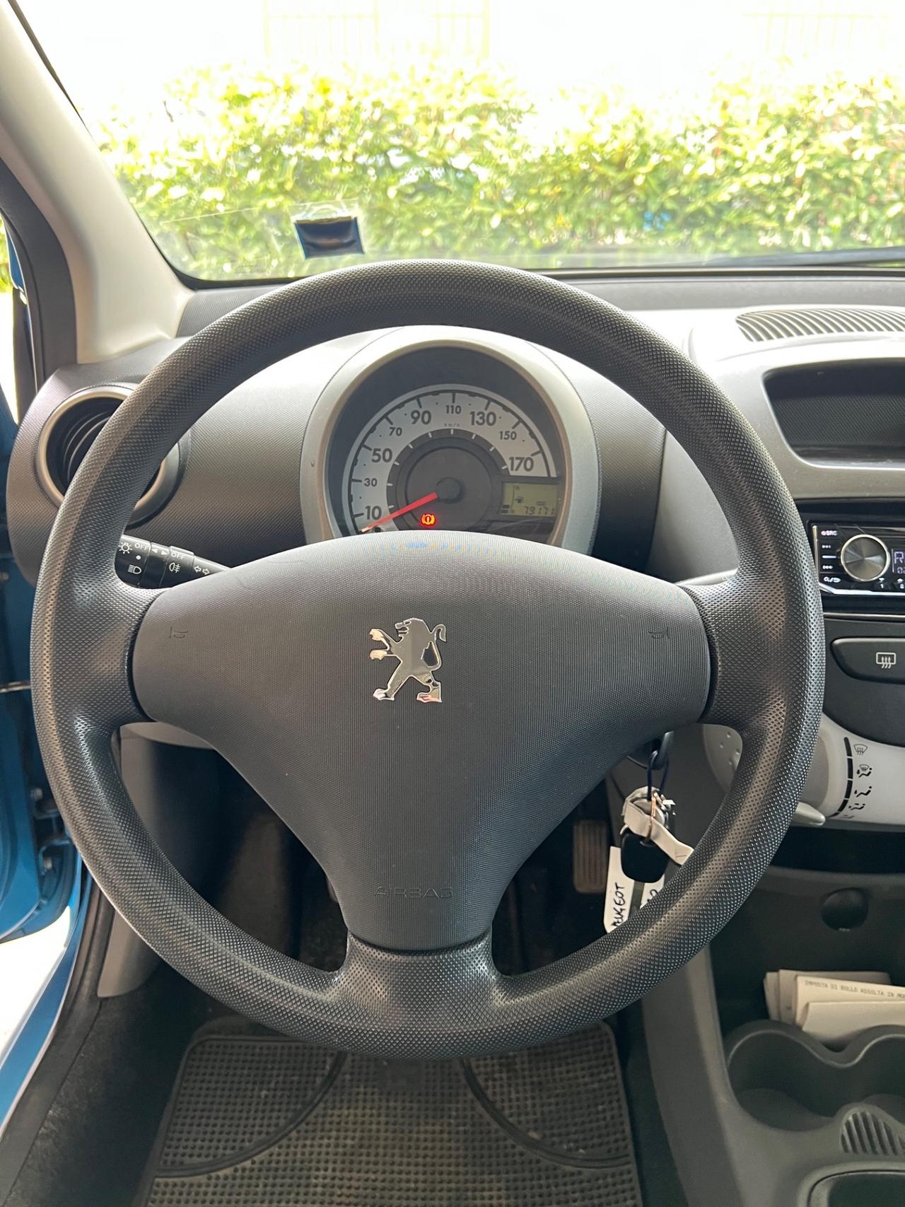 Peugeot 107 1.0 68CV 5p. Desir