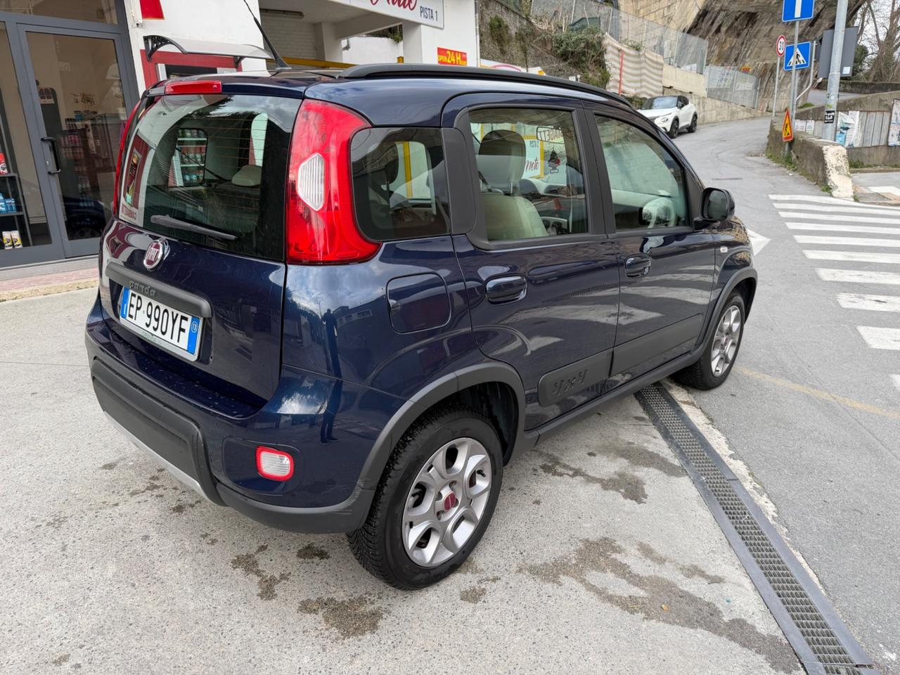 FIAT PANDA 900 LOUNGE 4X4 NEOPATENTATI KM 63 MILA !!!
