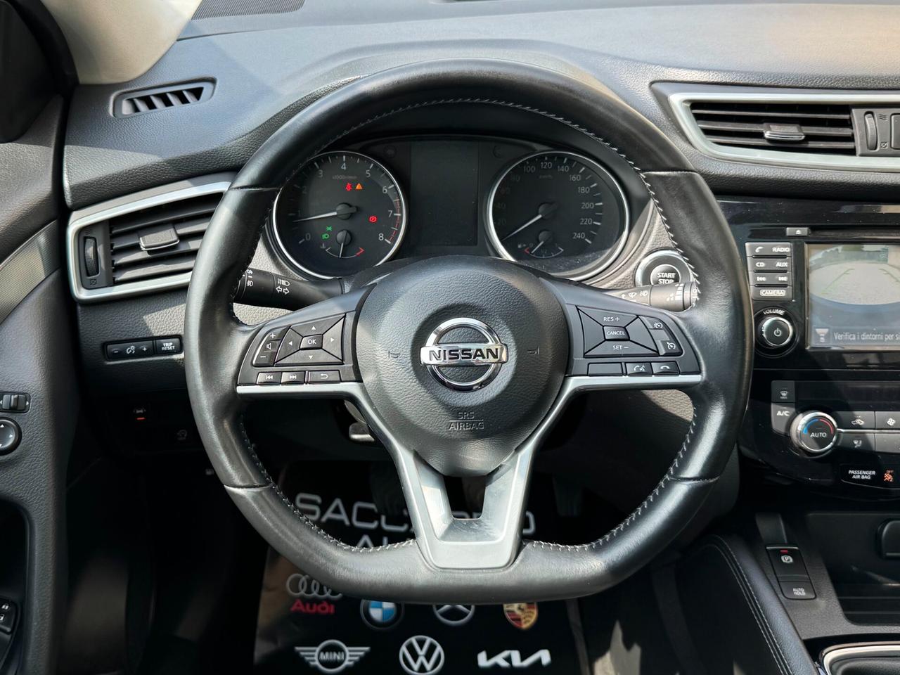 Nissan Qashqai 1.2 N-Connecta 115cv | GARANZIA 12 MESI