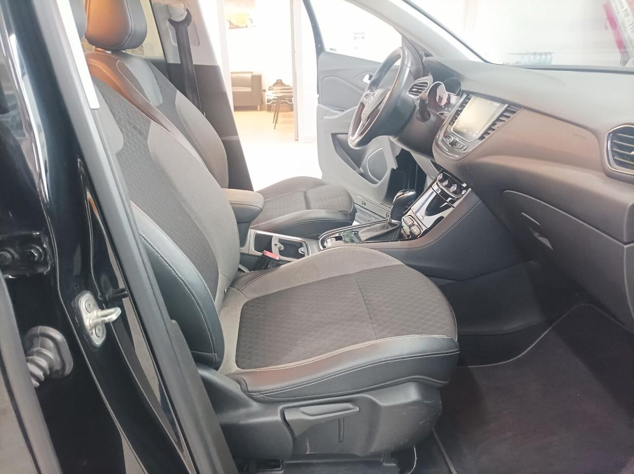 Opel Grandland X 1.6 diesel Ecotec Start&Stop aut. Business 05/2018