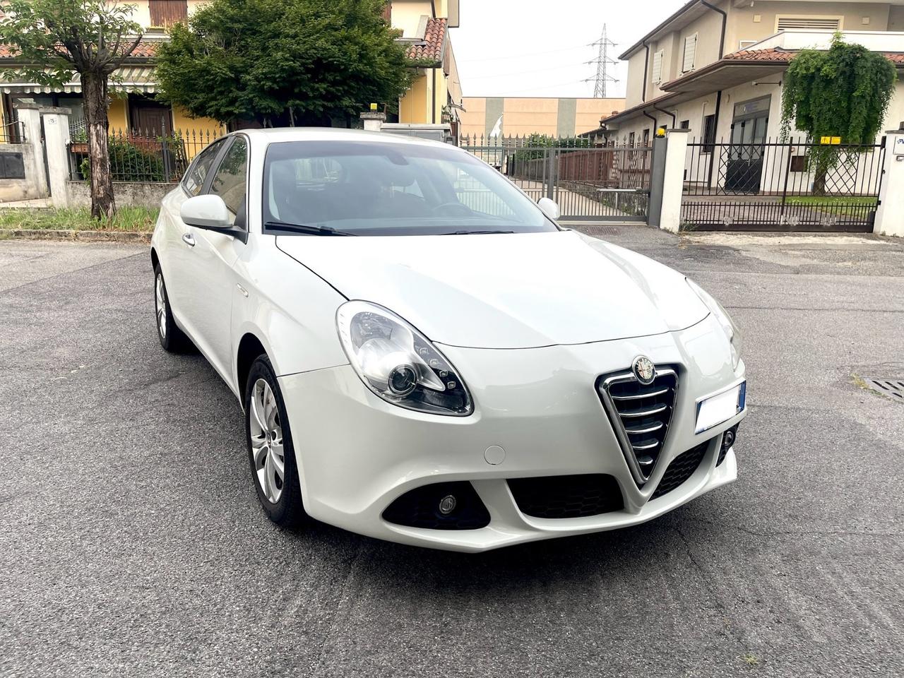 Alfa Romeo Giulietta 2.0 JTDm-2 140 CV Exclusive