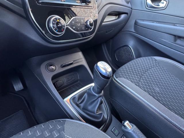 RENAULT Captur DCI 90CV NAVI+RCAM+BICOLOR+17'+2PDC+KEYLESS