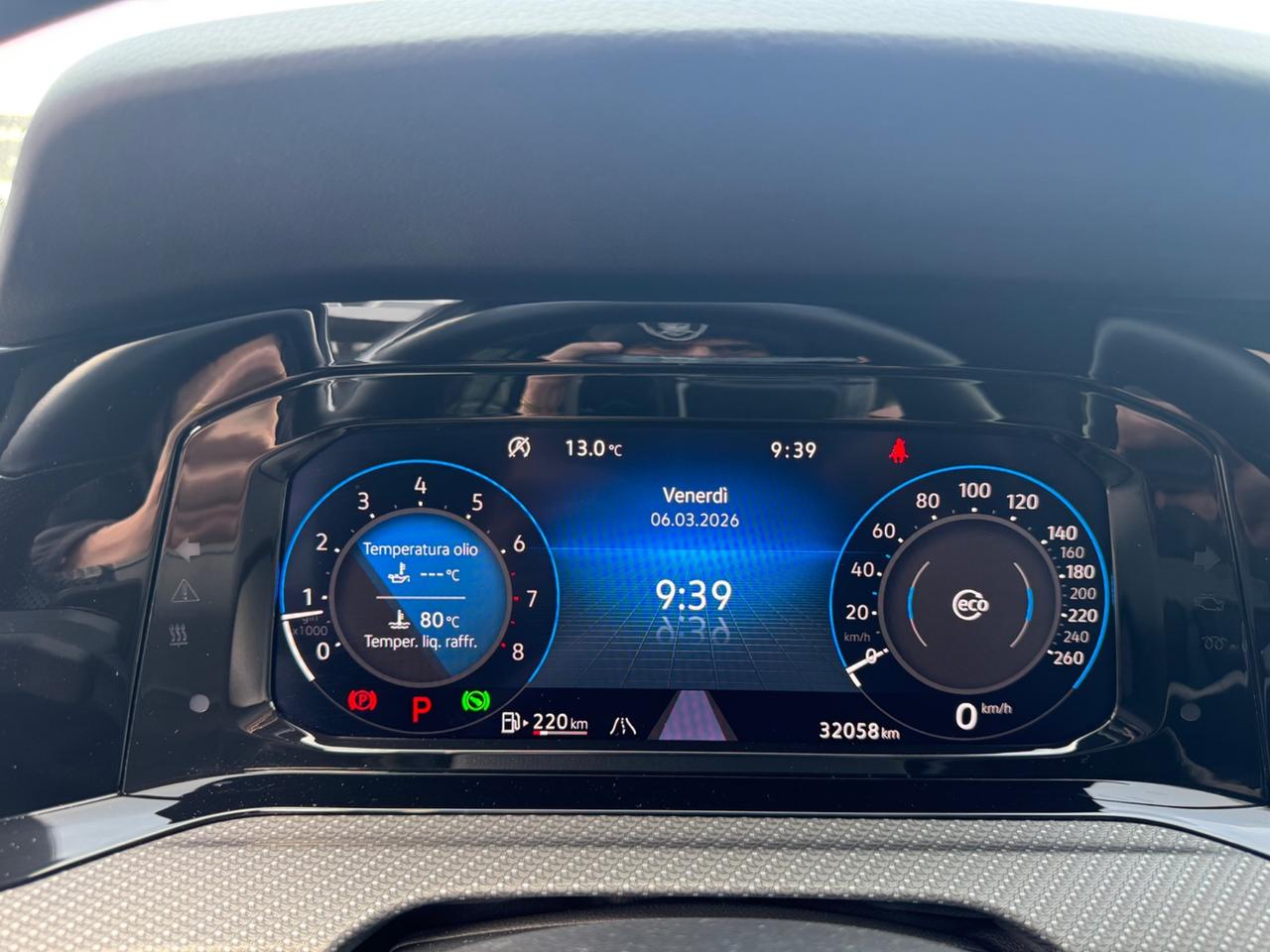 VOLKSWAGEN GOLF 8 R-LINE DSG 1.5 eTSI 150 CV EVO ACT