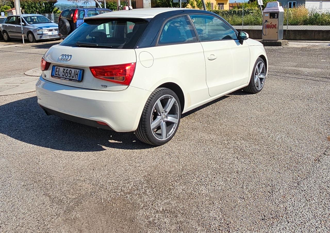 Audi A1 SPB 1.6 TDI S tronic Attraction