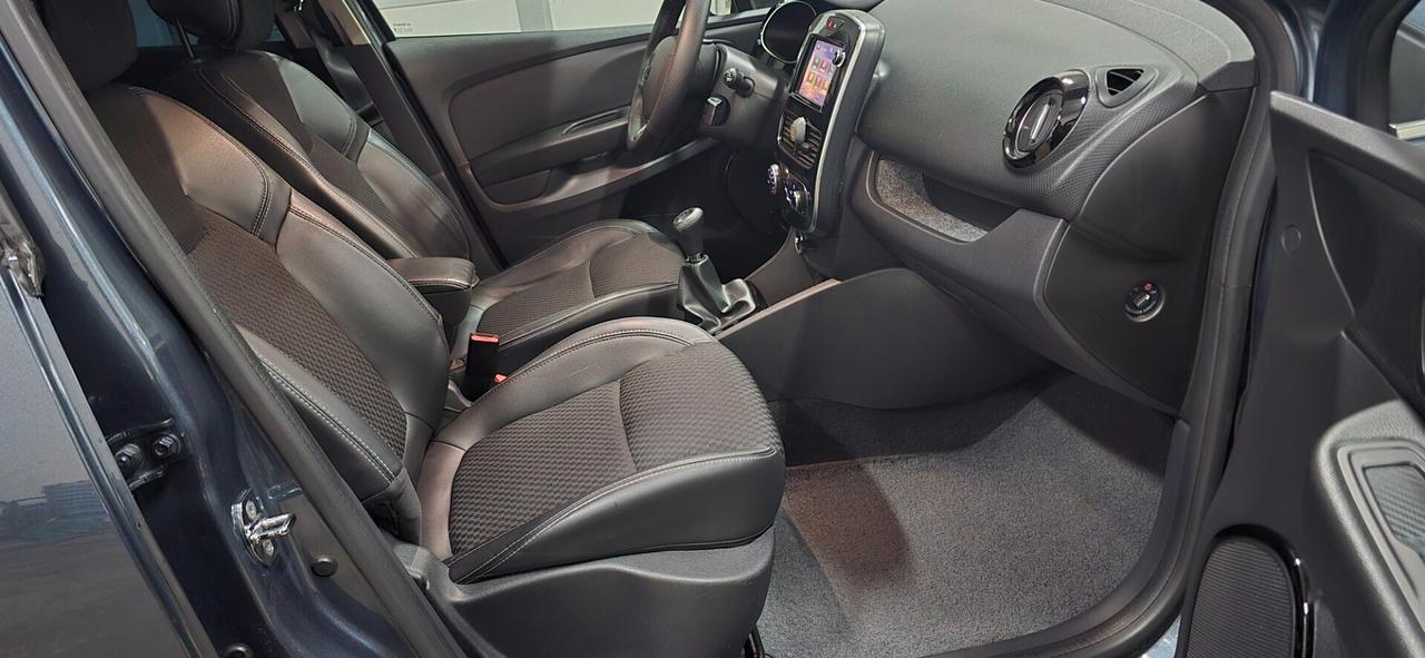 Renault Clio Sporter dCi 8V 90 CV Moschino Intens
