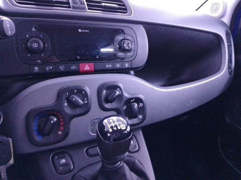 FIAT Panda Cross Panda 1.0 firefly hybrid Cross s&s 70cv 5p.ti