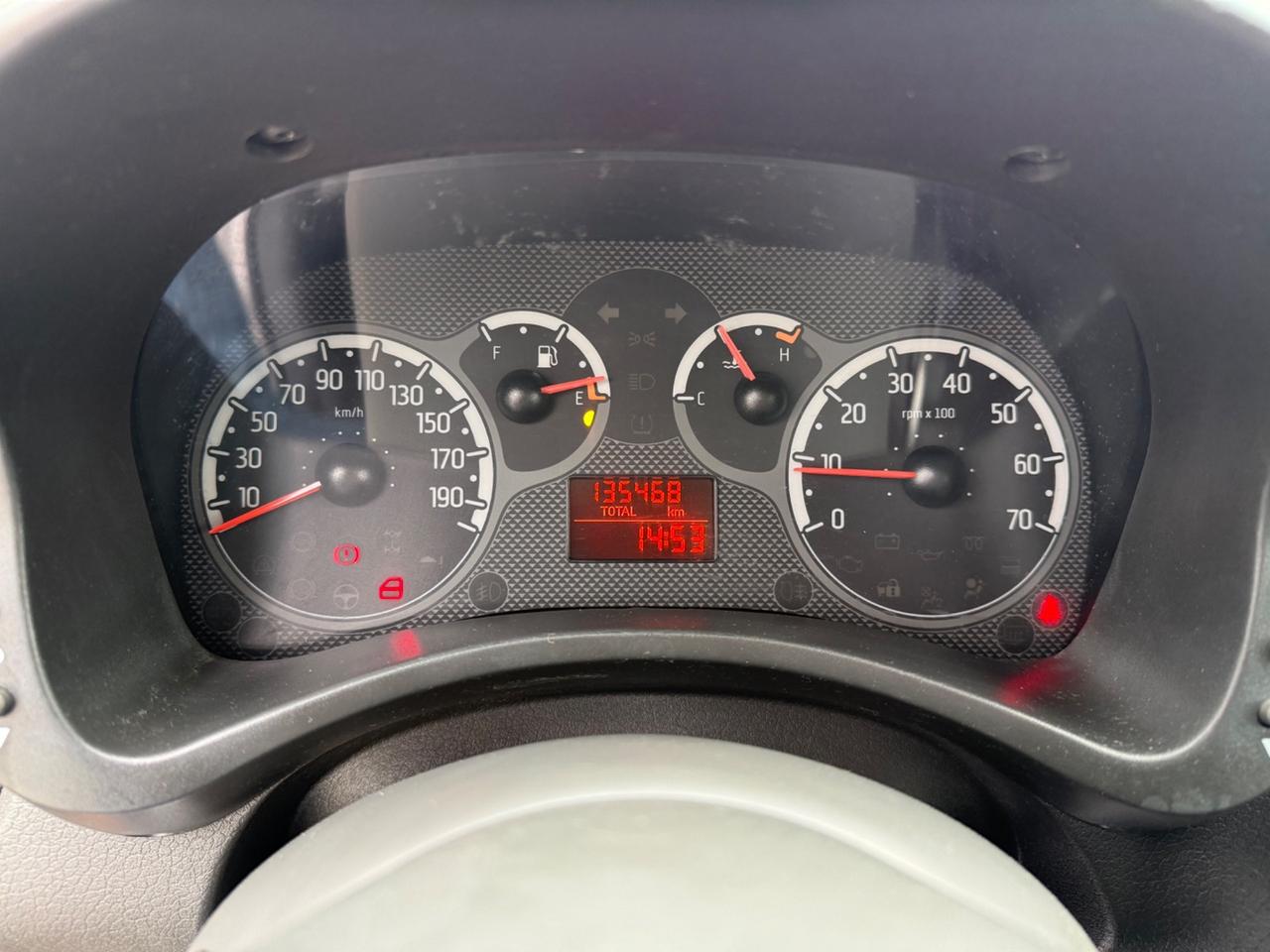 Fiat Panda 1.2BENZ GANCIO TRAINO EURO 5