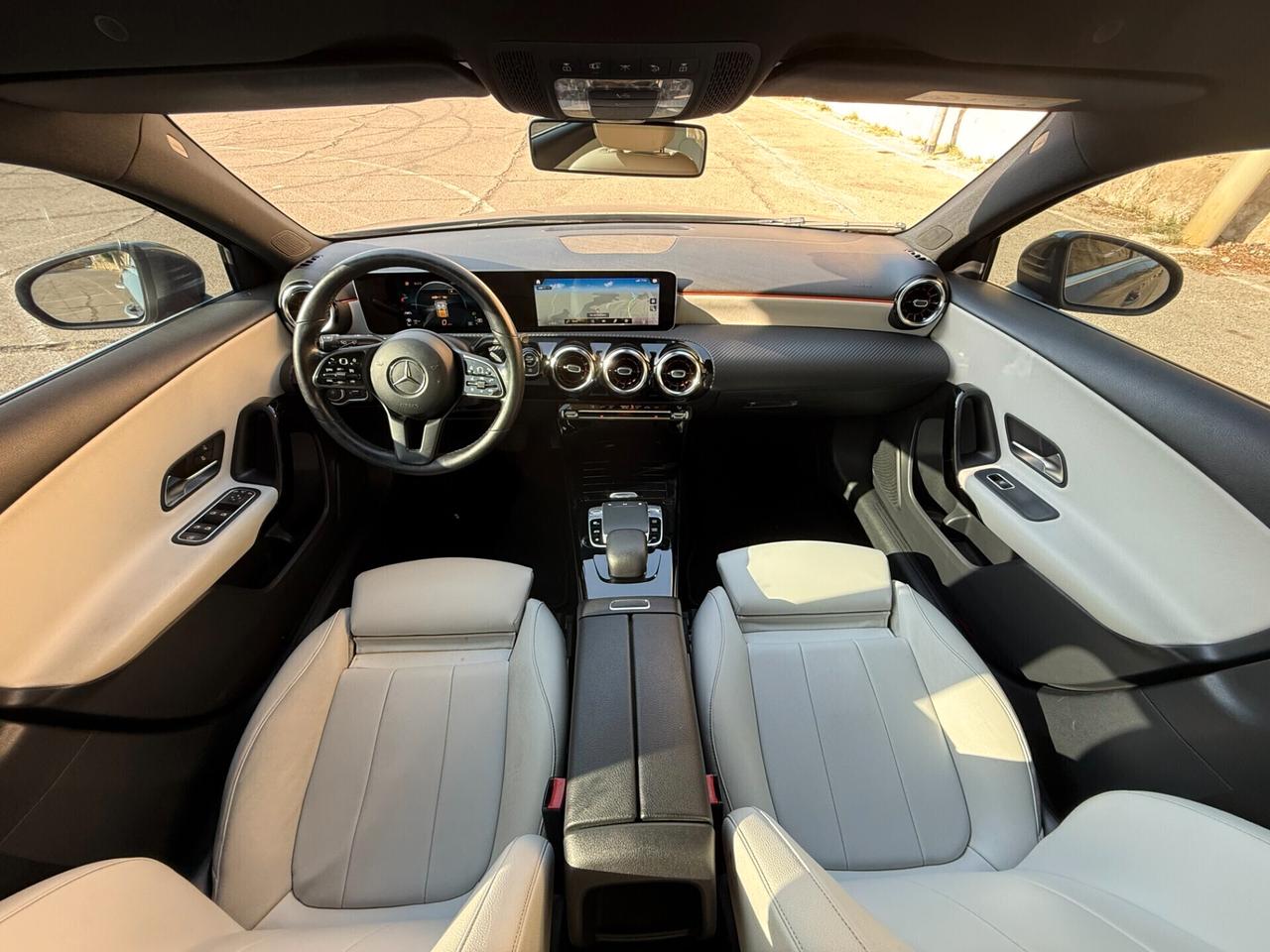 Mercedes A180/1500 116CV/AUTOMATICA/NEOPATENTATI