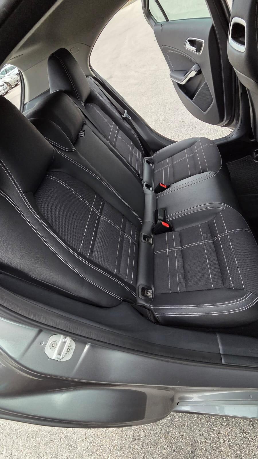 Mercedes-benz A 180 d Automatic Premium