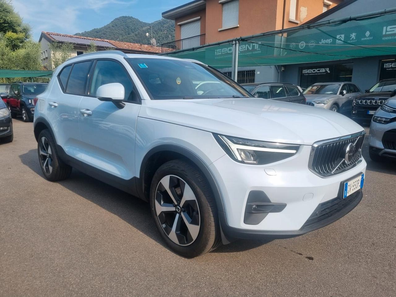Volvo XC40 B3 automatico Plus Black Edition