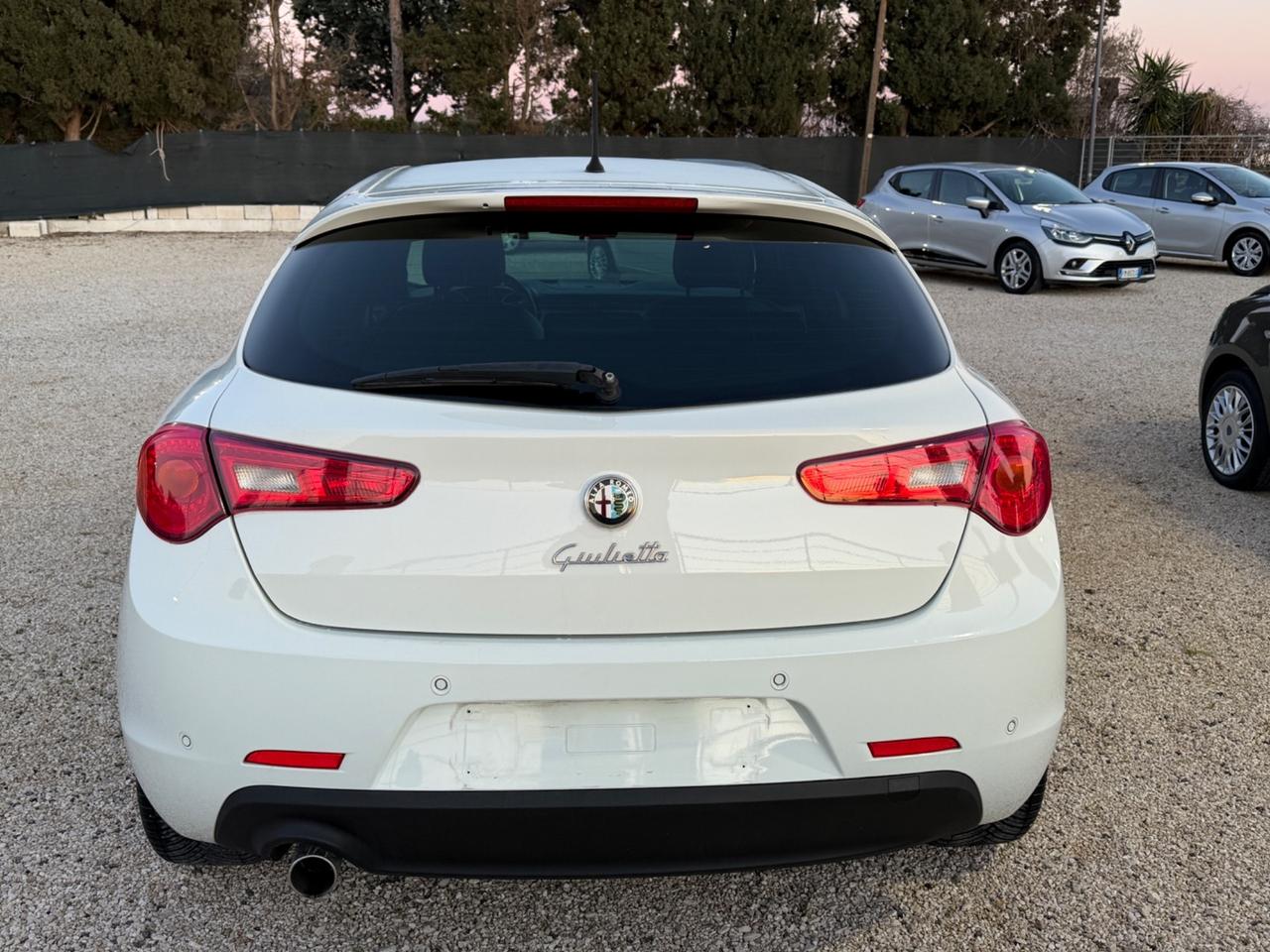 Alfa Romeo Giulietta 1.6 JTDm-2 105 CV Exclusive