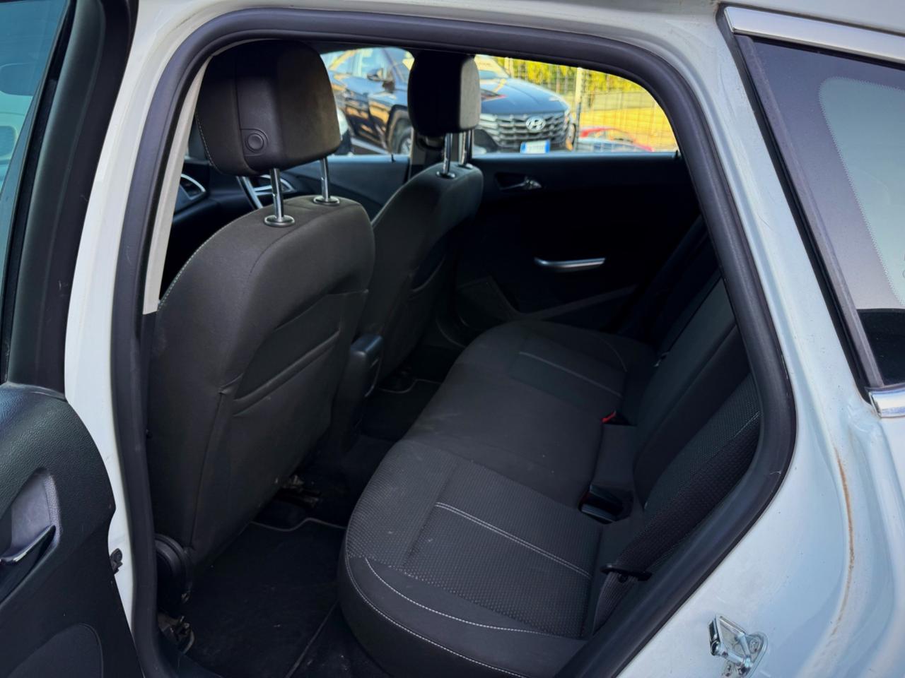Opel Astra 2.0 CDTI 165CV 5 porte Cosmo S