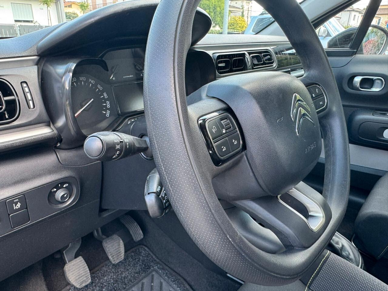 Citroen C3 PureTech 82 GPL Shine