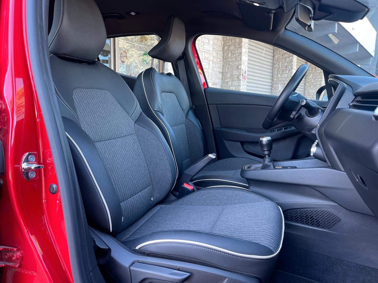 Renault Clio TCe 12V 100 CV GPL 5 porte Intens NEO PATENTATI