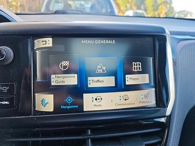 PEUGEOT 2008 1.6 HDi 115cv *NAVI/TETTO*- 2014