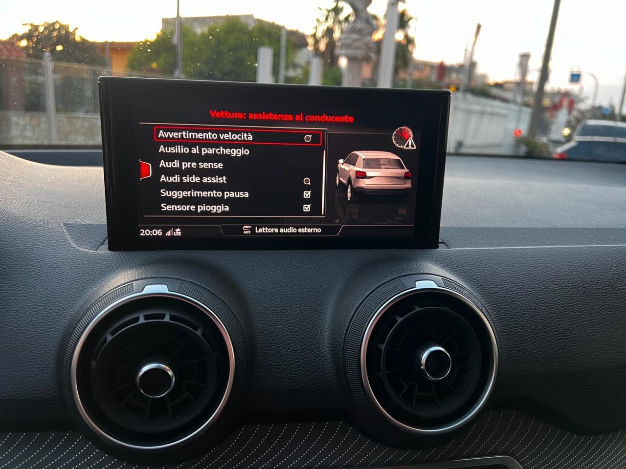 Audi Q2 30 TDI 2 X S LINE-TOTAL BLACK- 2019-FULL