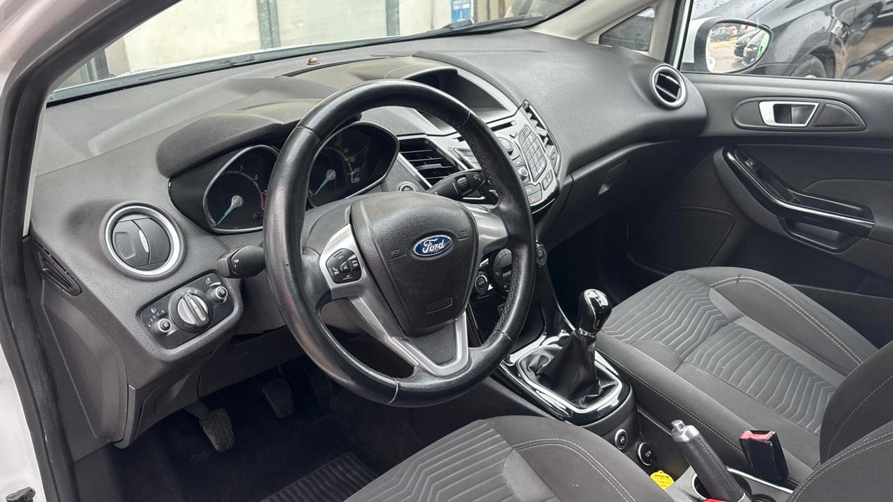 Ford Fiesta Ikon 1.4 5 porte Bz.- GPL