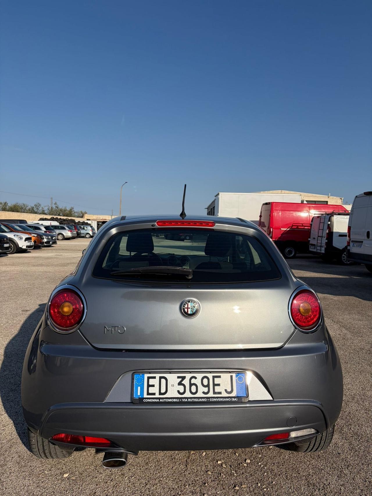 Alfa Romeo MiTo 1.6 JTDm 16V Distinctive Sport Pack