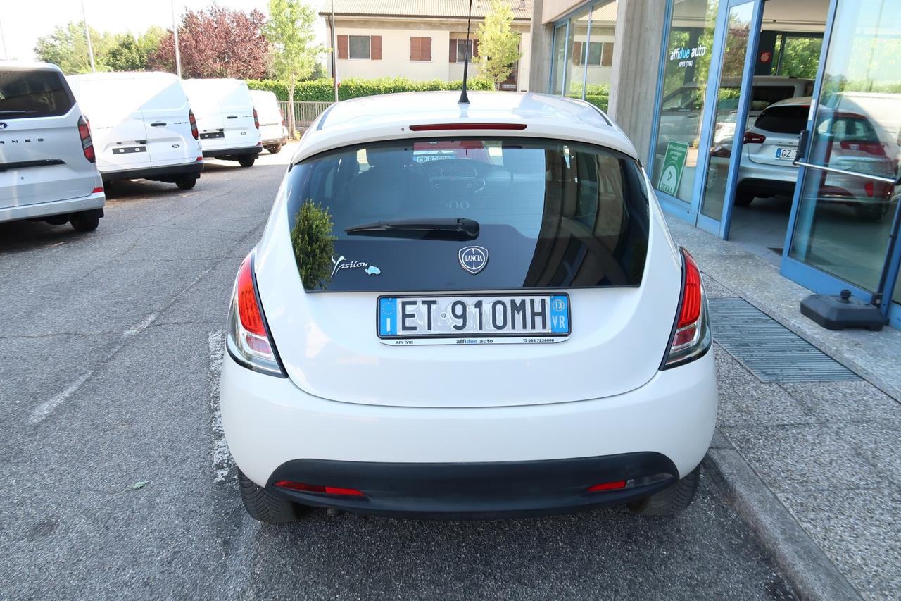 Lancia Ypsilon 0.9 TwinAir 85 CV 5p Metano Elefantino