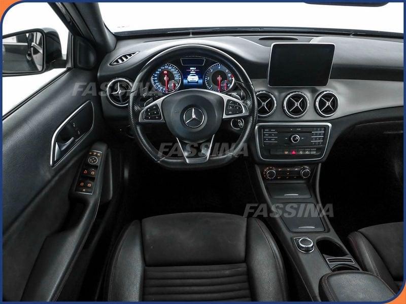 Mercedes-Benz GLA GLA 220 d Automatic Premium