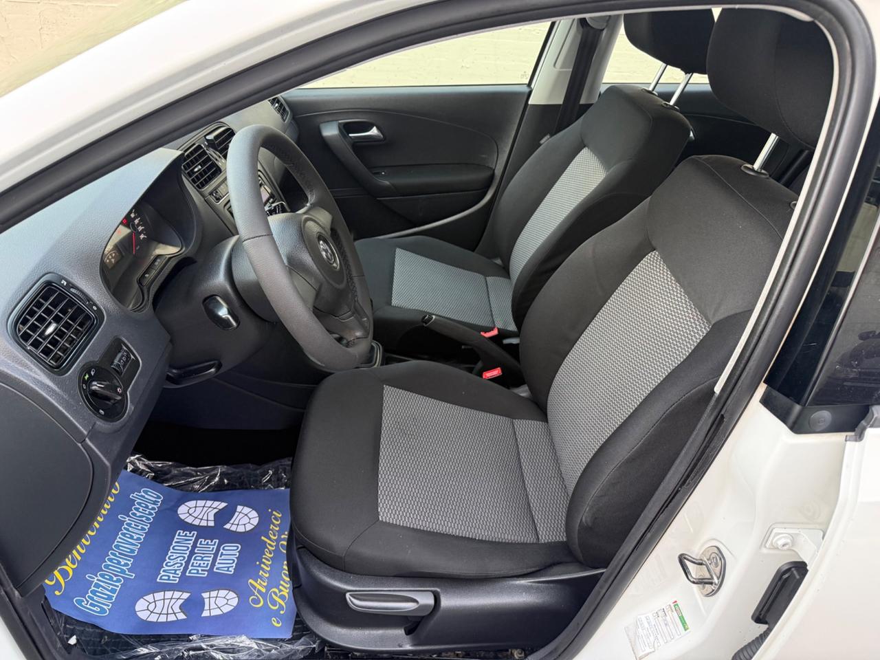 Volkswagen Polo 1.2diesel - 2012