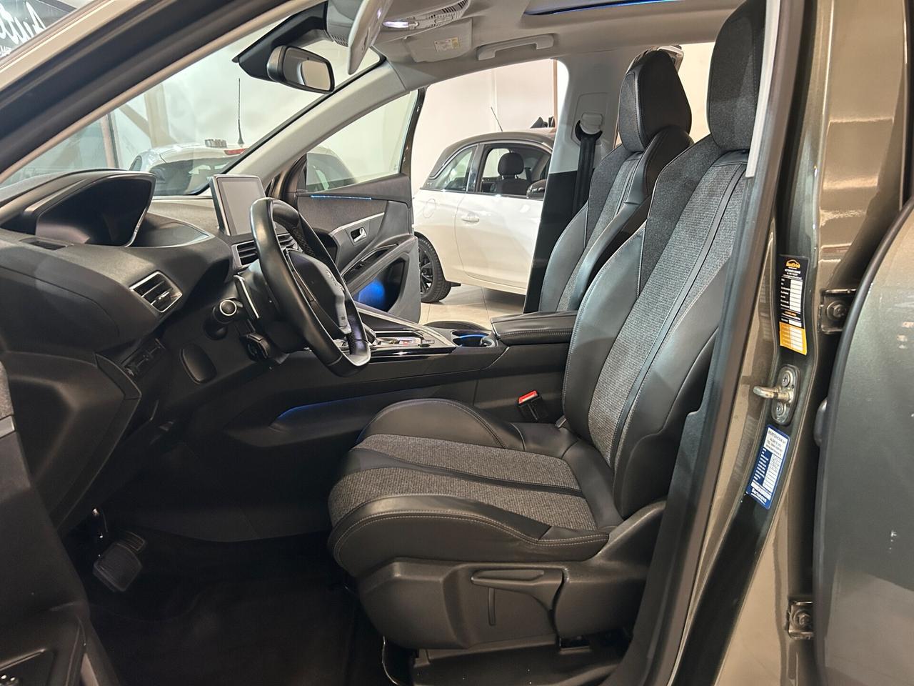 Peugeot 3008 1.6 BLUEHDI 88KW ALLURE