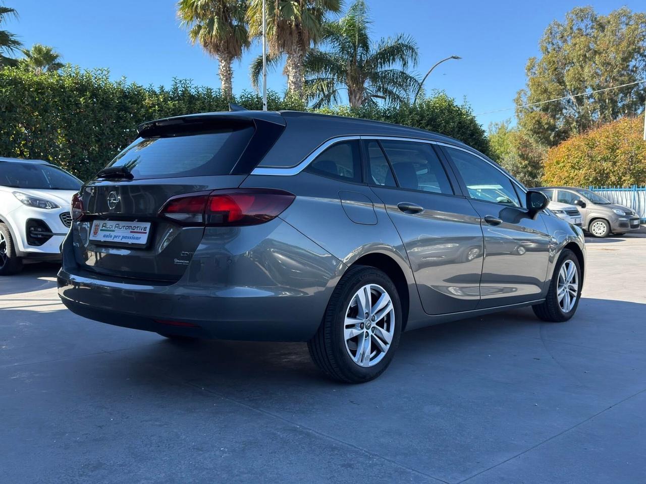 Opel Astra 1.6 CDTi 136CV Start&Stop Sports Tourer Innovation