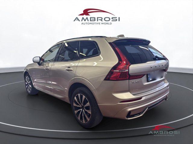 VOLVO XC60 B4 automatico Plus Dark - AUTOCARRO N1