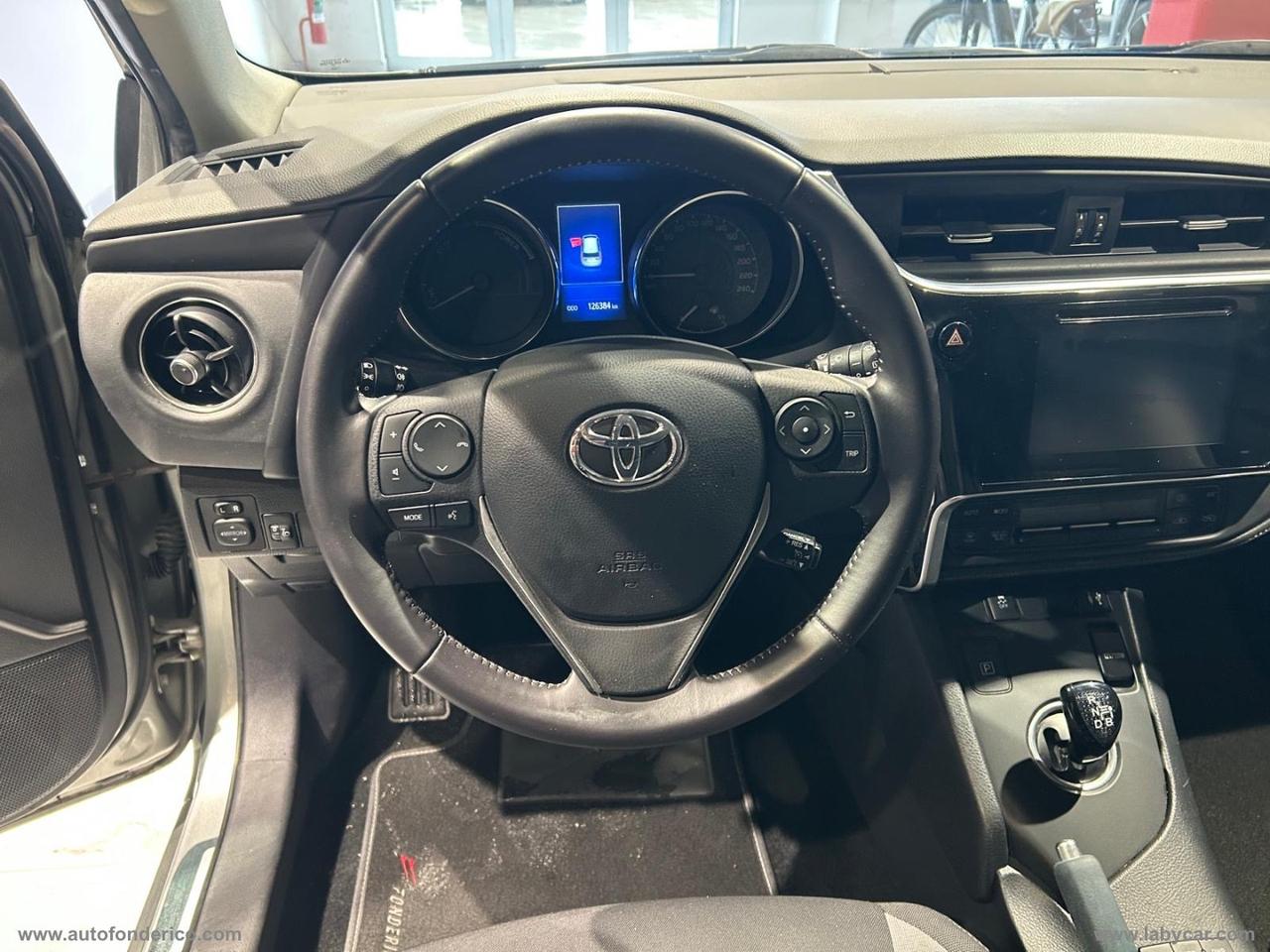 TOYOTA Auris 1.8 Hybrid Active