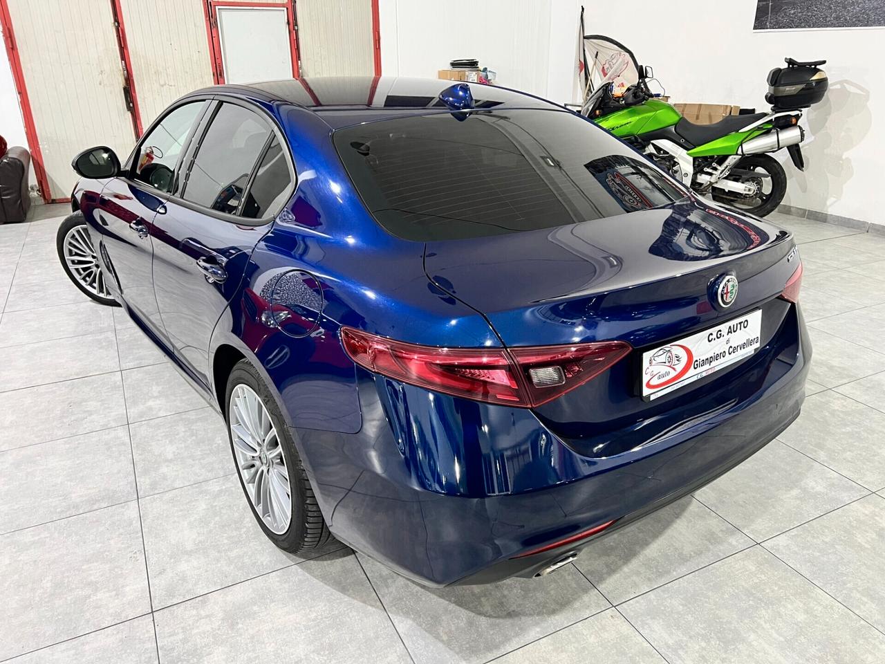 Alfa Romeo Giulia 2.2 160 CV - AT8 Executive - 2019