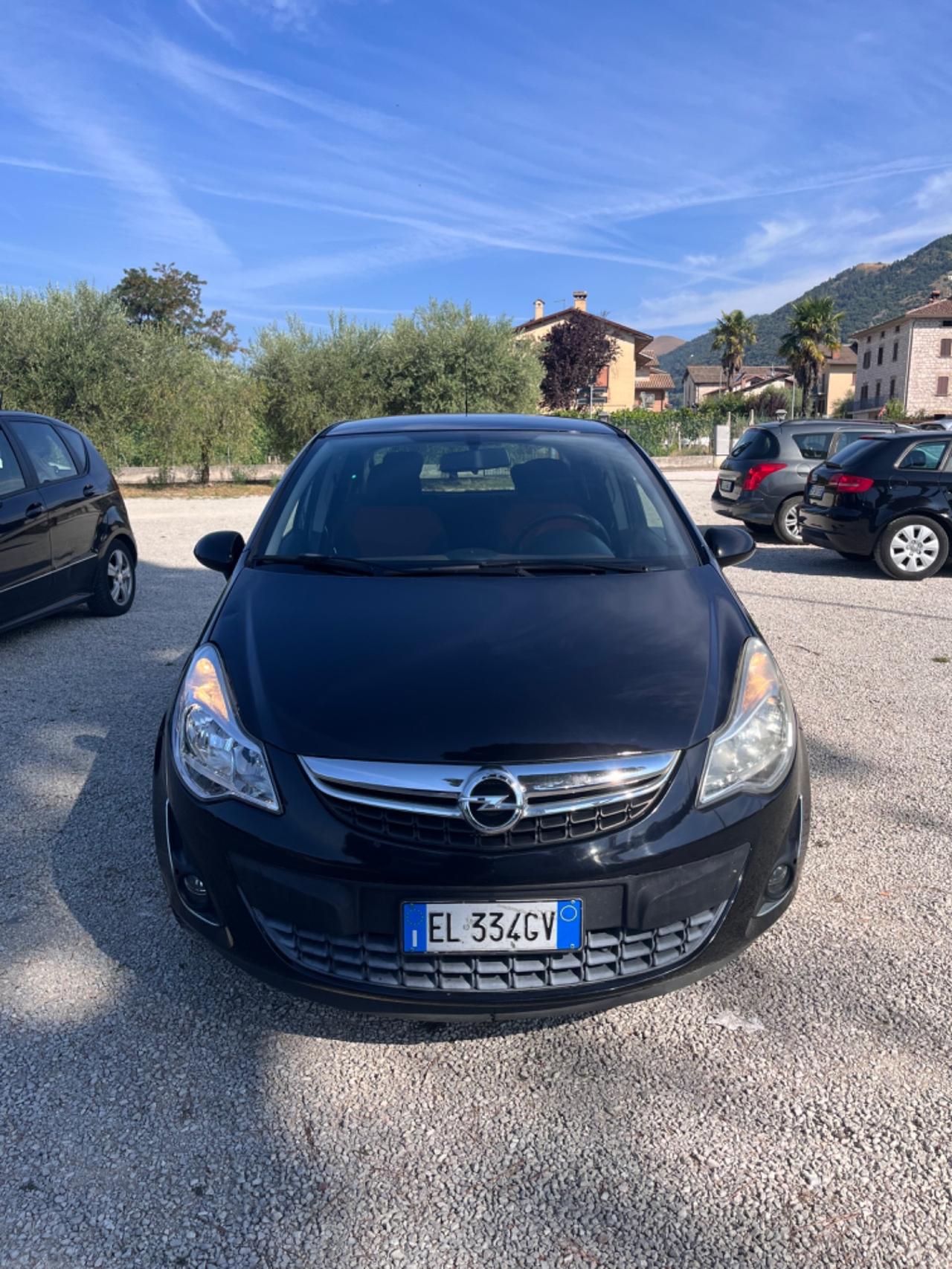 Opel Corsa 1.3 multijet 2013 PERFETTA