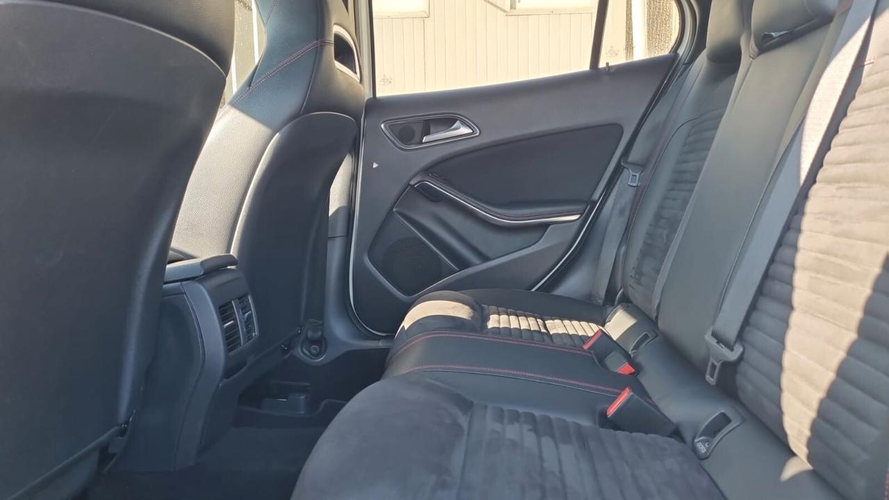 Mercedes-benz GLA 200 d Automatic Premium